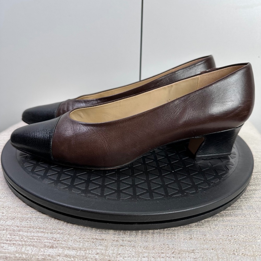 VTG Etienne Aigner‎ Brown Black Leather Cap Toe Block Heel Pumps Womens 8.5 M